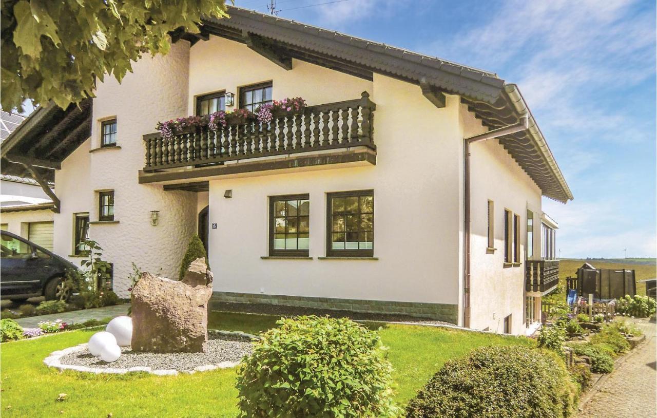 Amazing Apartment In Karlshausen With Kitchen Exteriör bild