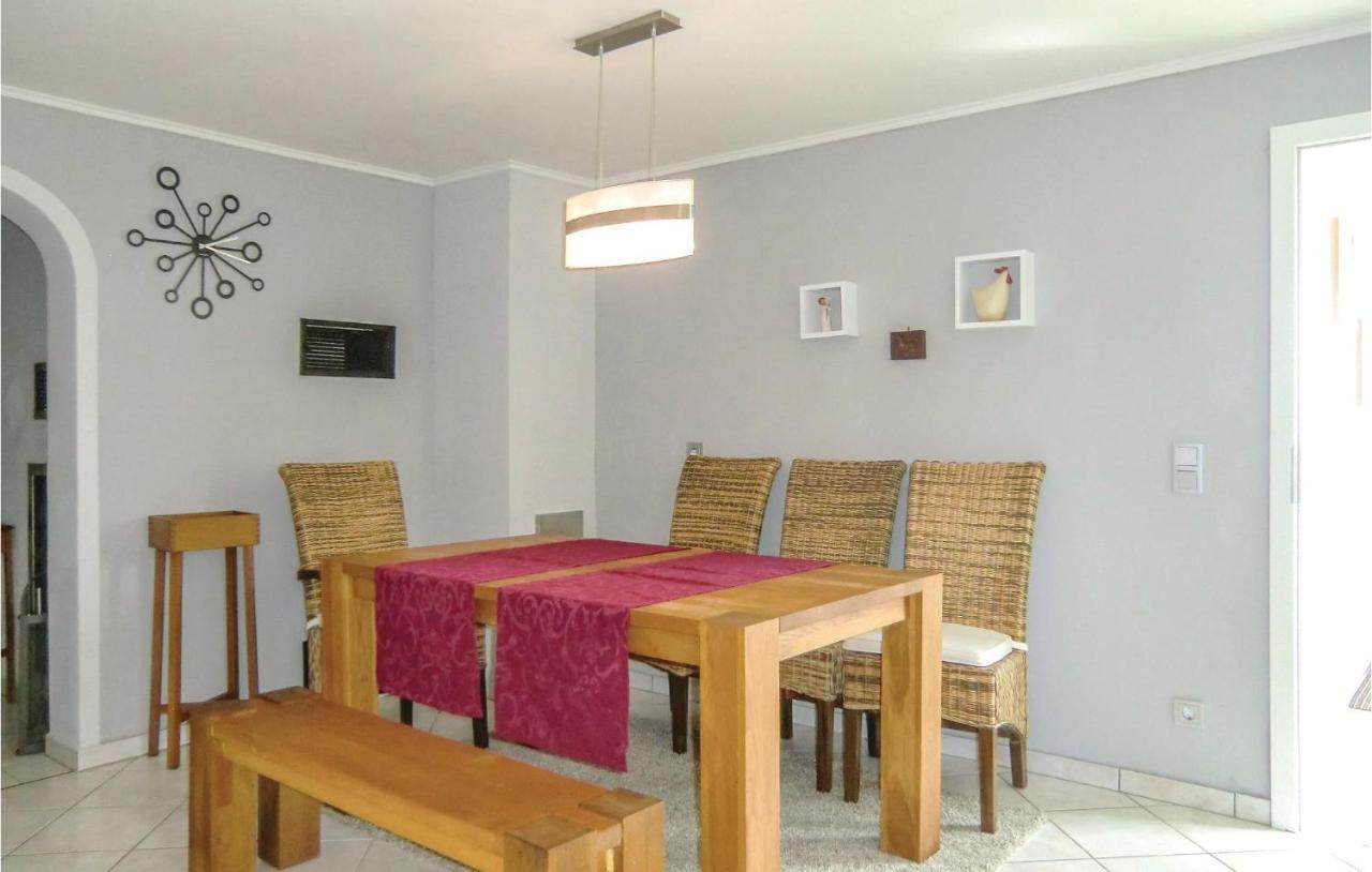 Amazing Apartment In Karlshausen With Kitchen Exteriör bild