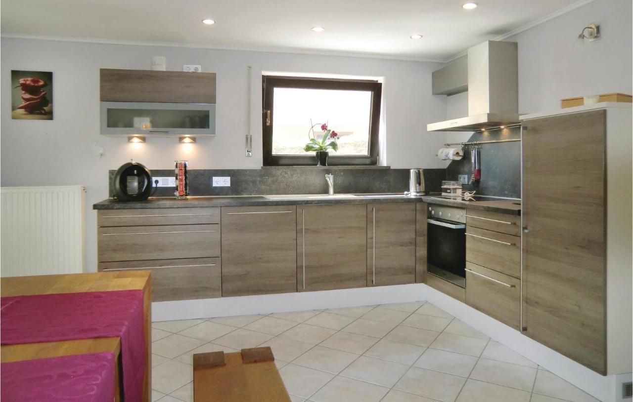 Amazing Apartment In Karlshausen With Kitchen Exteriör bild