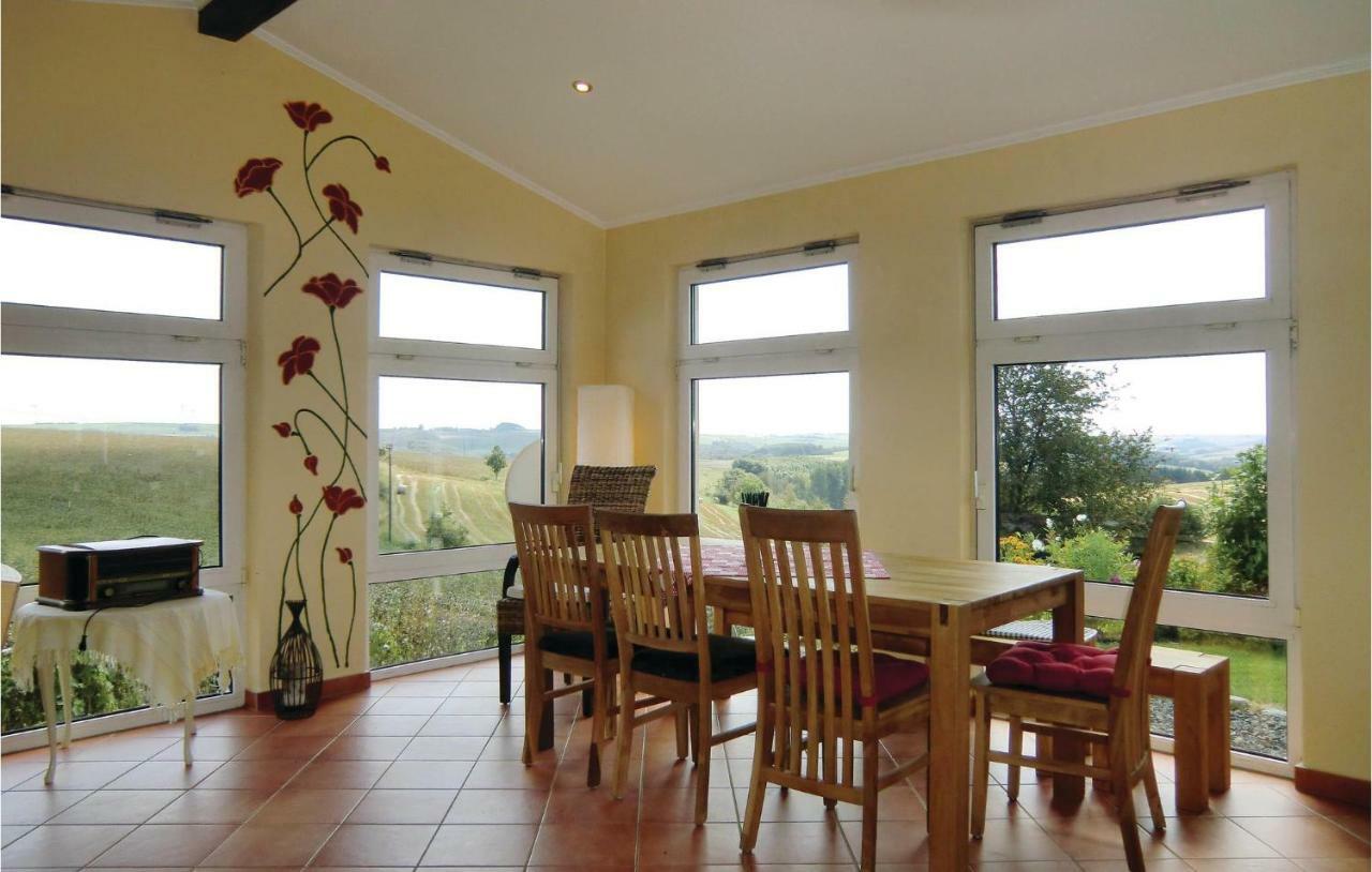 Amazing Apartment In Karlshausen With Kitchen Exteriör bild